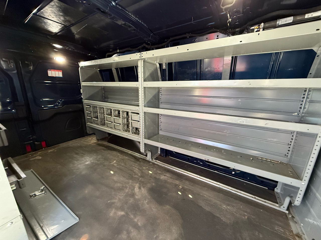 Ford Transit 250 Van Low Roof 60/40 Pass.130-in. WB 2019