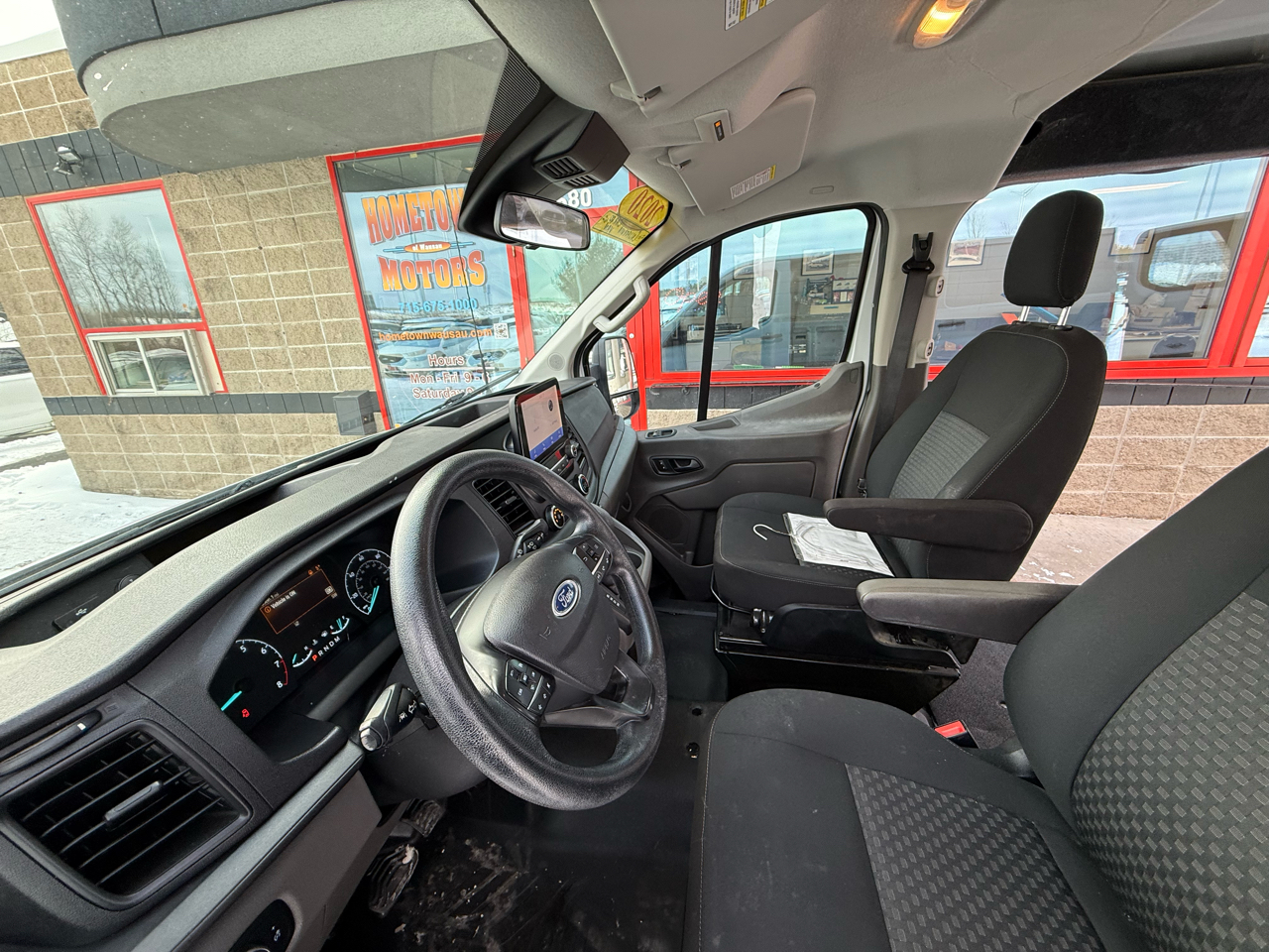 Ford Transit 250 Van Low Roof w/Sliding Pass. 130-in. WB 2020