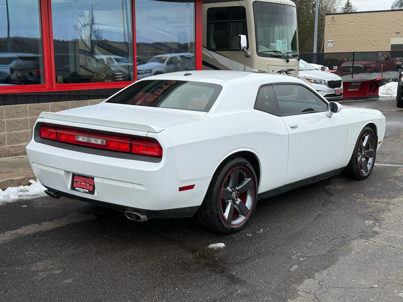 Dodge Challenger  2014