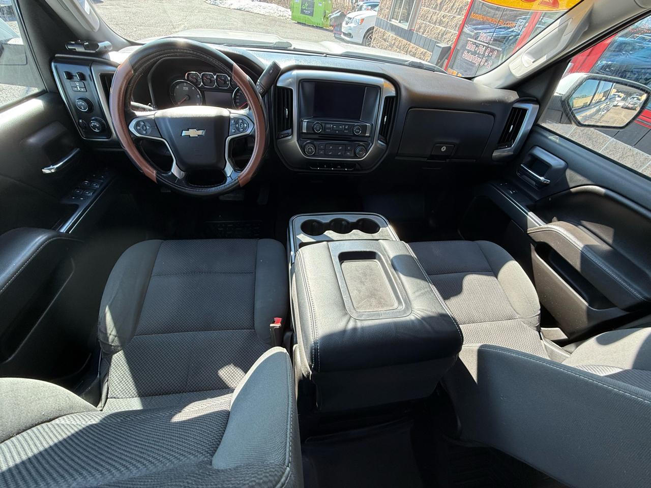 Chevrolet Silverado 2500HD LT Crew Cab 4WD 2017