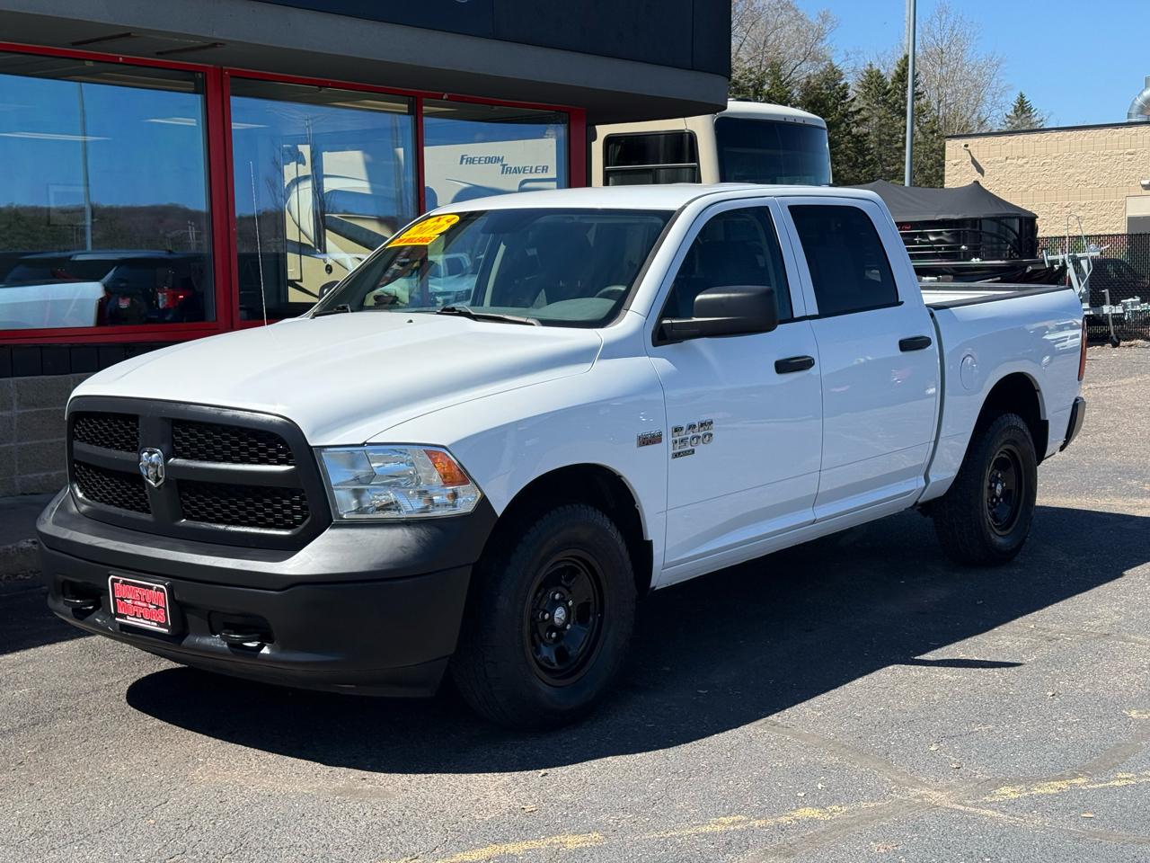 RAM 1500 SSV Crew Cab SWB 4WD 2019
