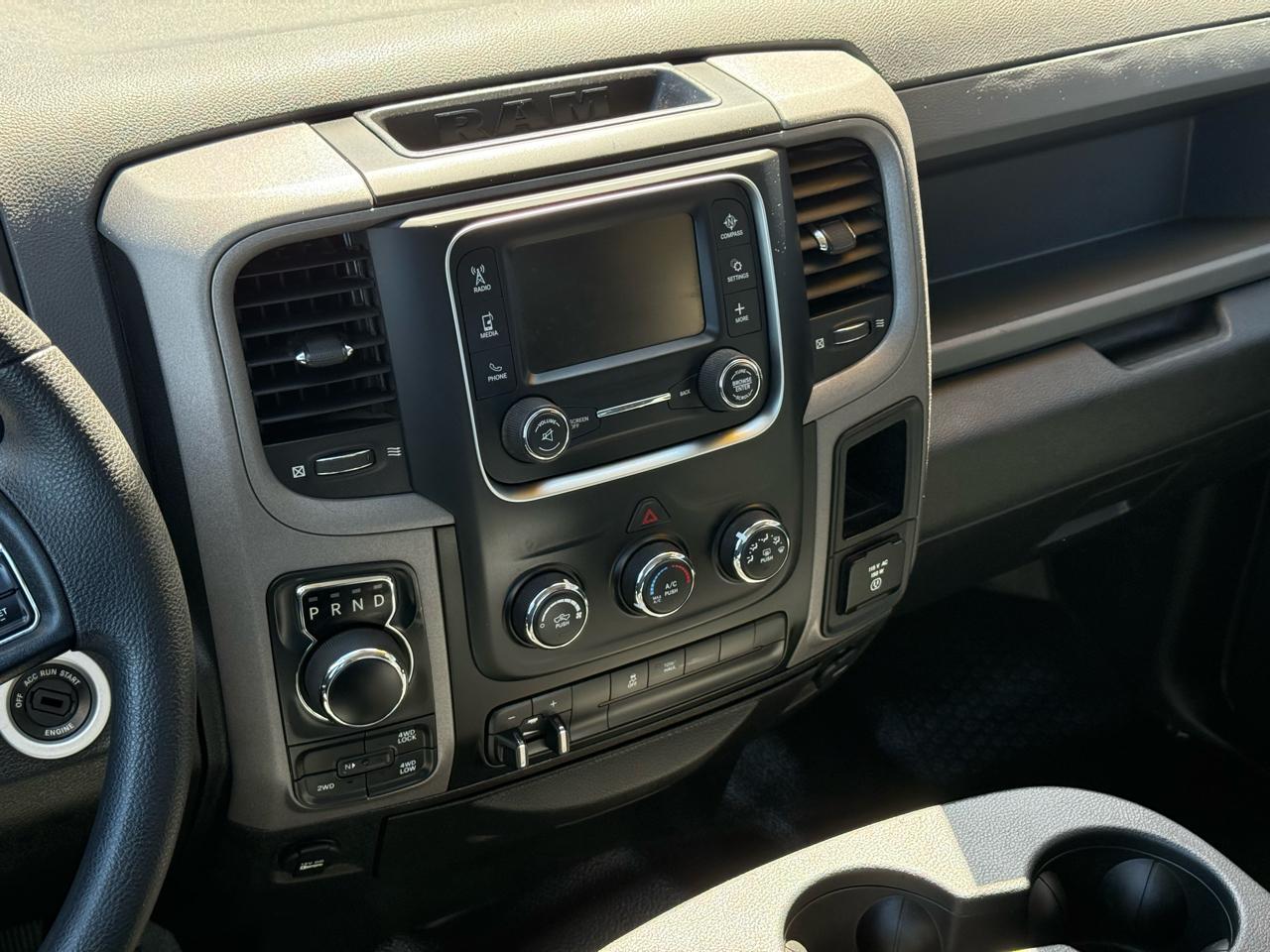 RAM 1500 SSV Crew Cab SWB 4WD 2019