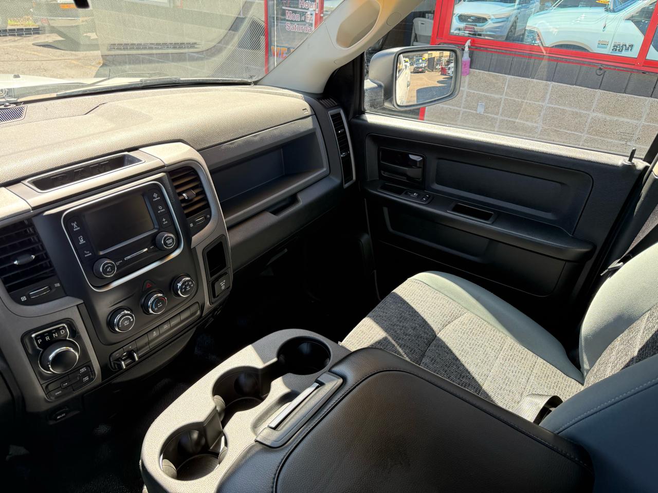 RAM 1500 SSV Crew Cab SWB 4WD 2019