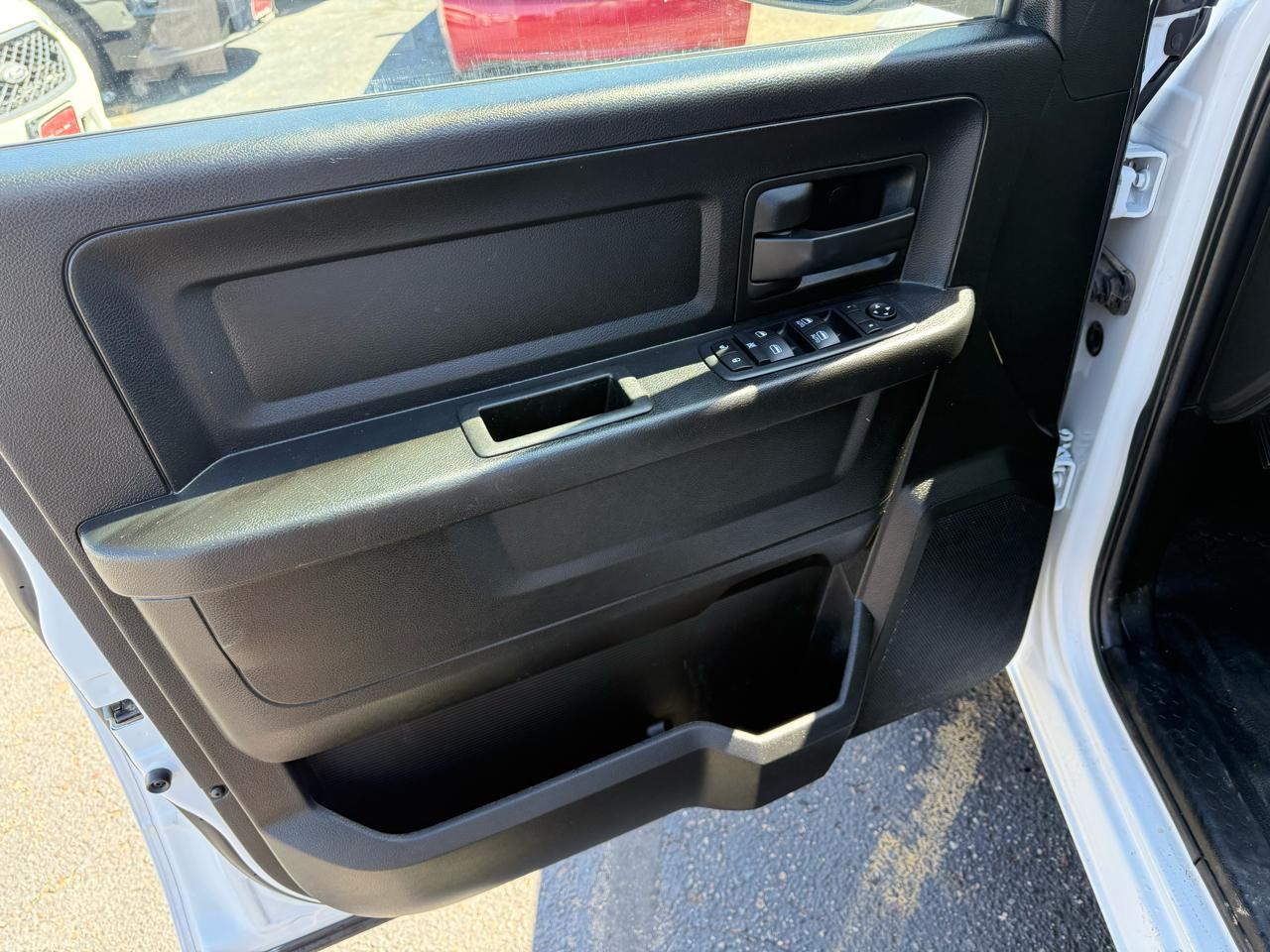 RAM 1500 SSV Crew Cab SWB 4WD 2019