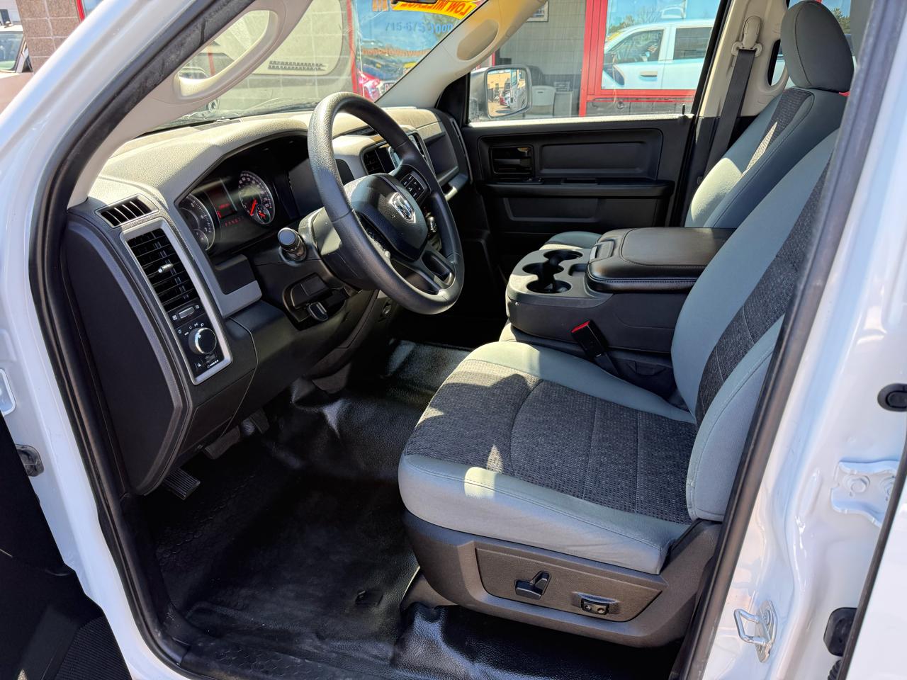 RAM 1500 SSV Crew Cab SWB 4WD 2019