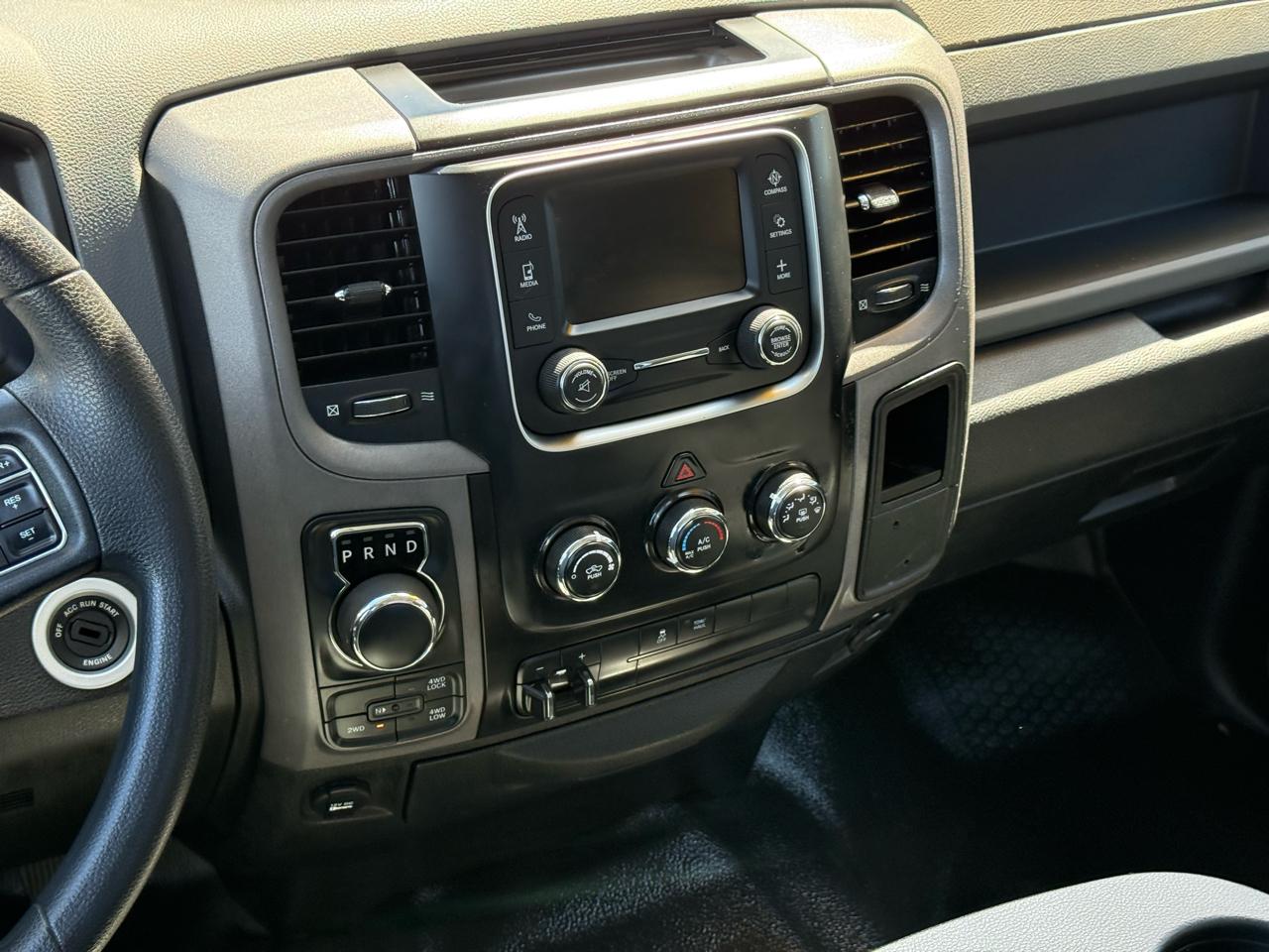 RAM 1500 SSV Crew Cab SWB 4WD 2019