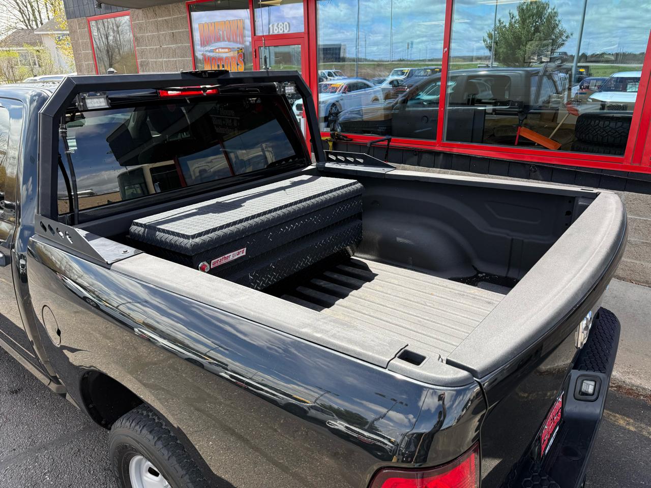 RAM 1500 SSV Crew Cab SWB 4WD 2015