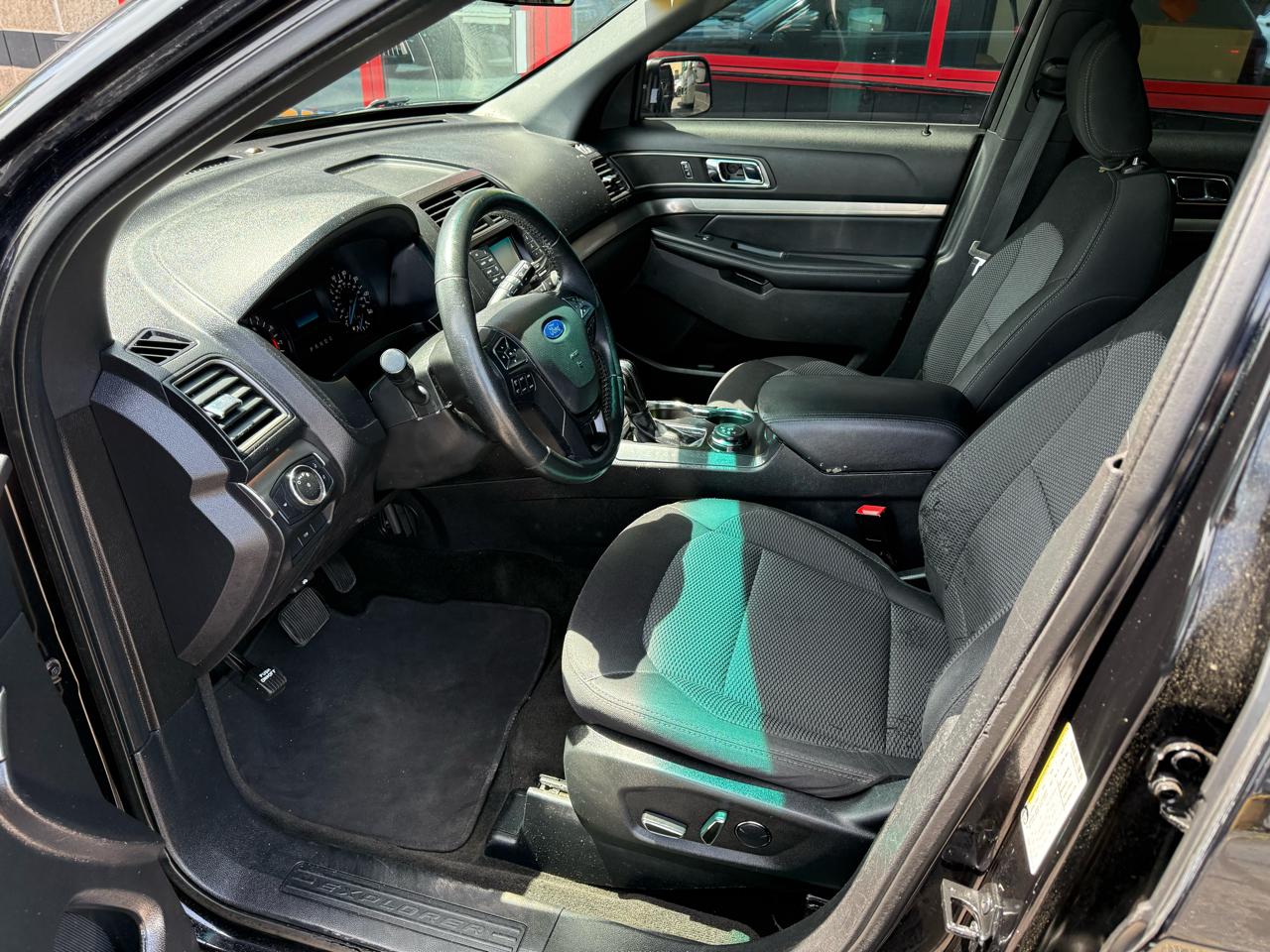 Ford Explorer XLT 4WD 2018
