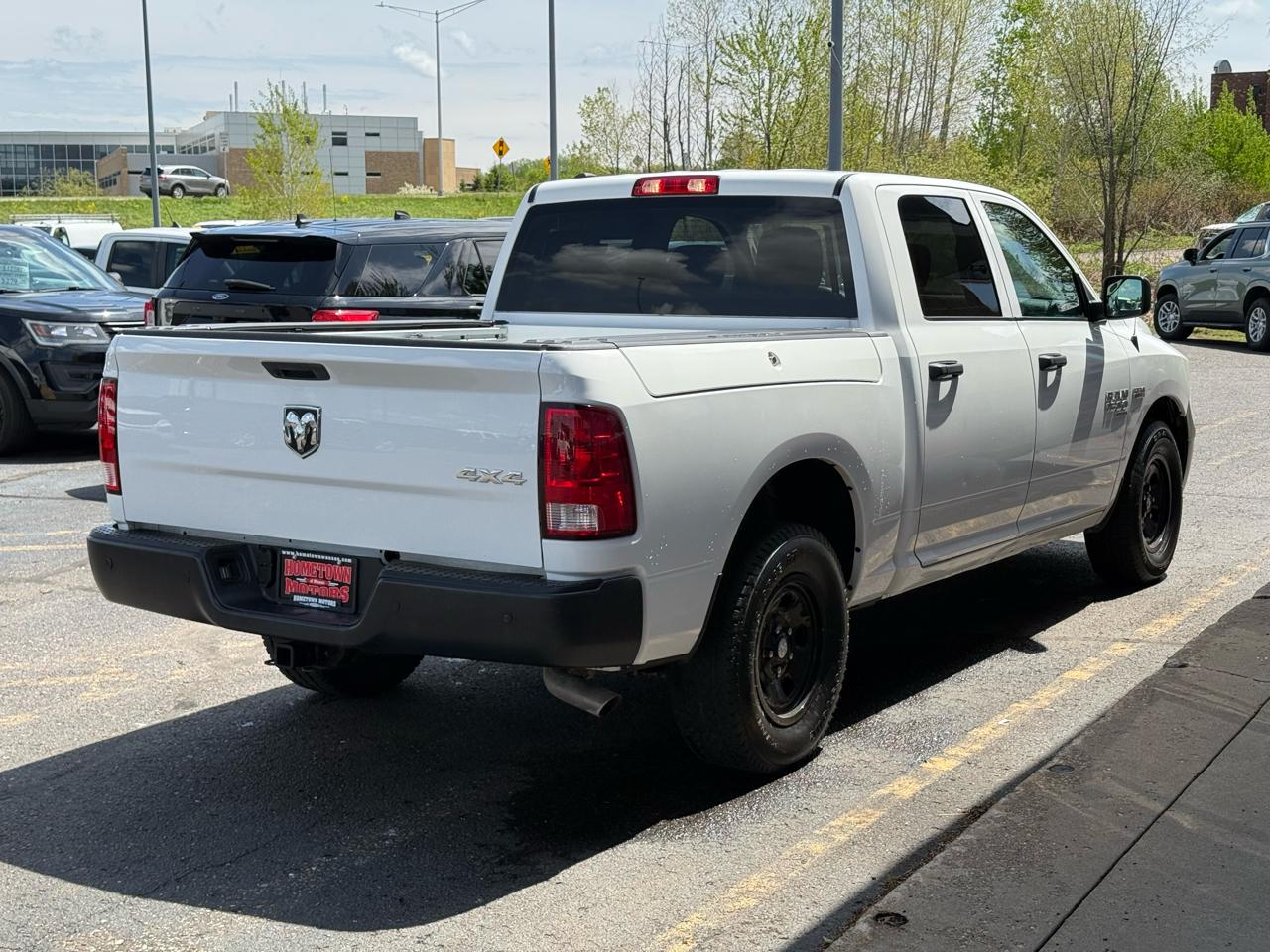 RAM 1500 Classic Tradesman Crew Cab SWB 4WD 2021