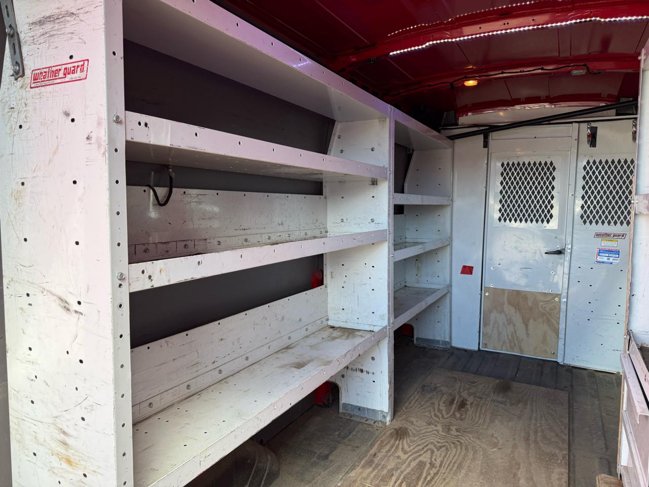 Ford Transit 250 Van Med. Roof w/Sliding Pass. 148-in. WB 2016