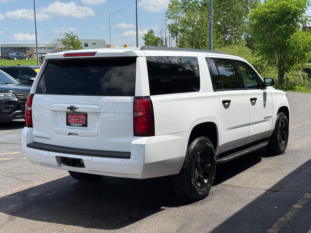 Chevrolet Suburban FL 4WD 2017