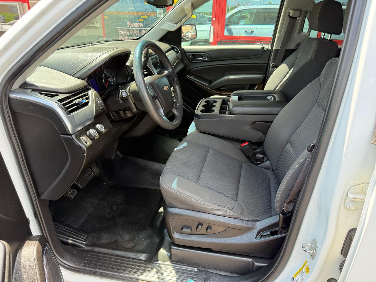 Chevrolet Suburban FL 4WD 2017