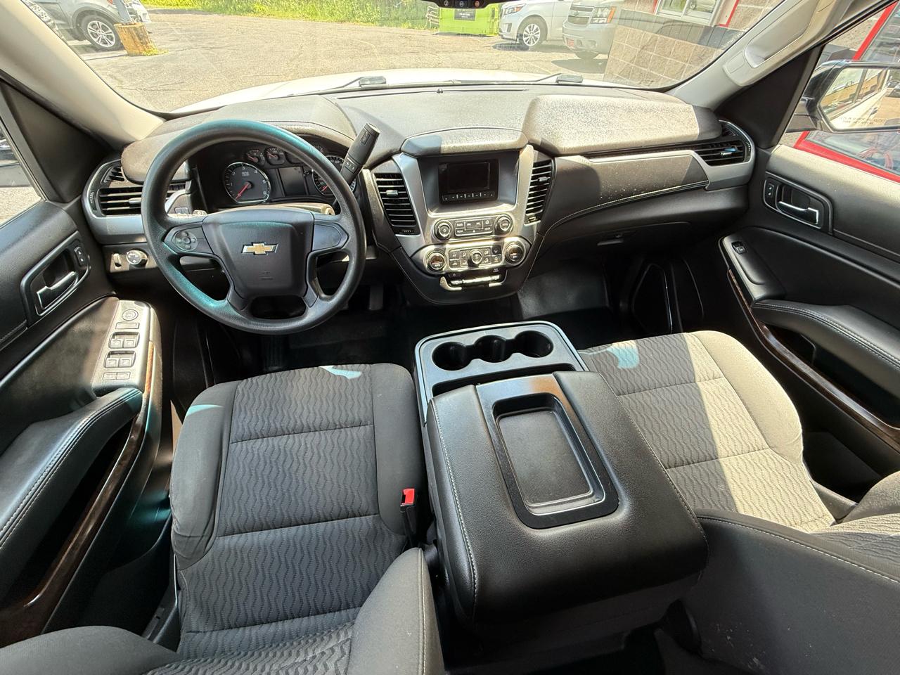 Chevrolet Suburban FL 4WD 2017