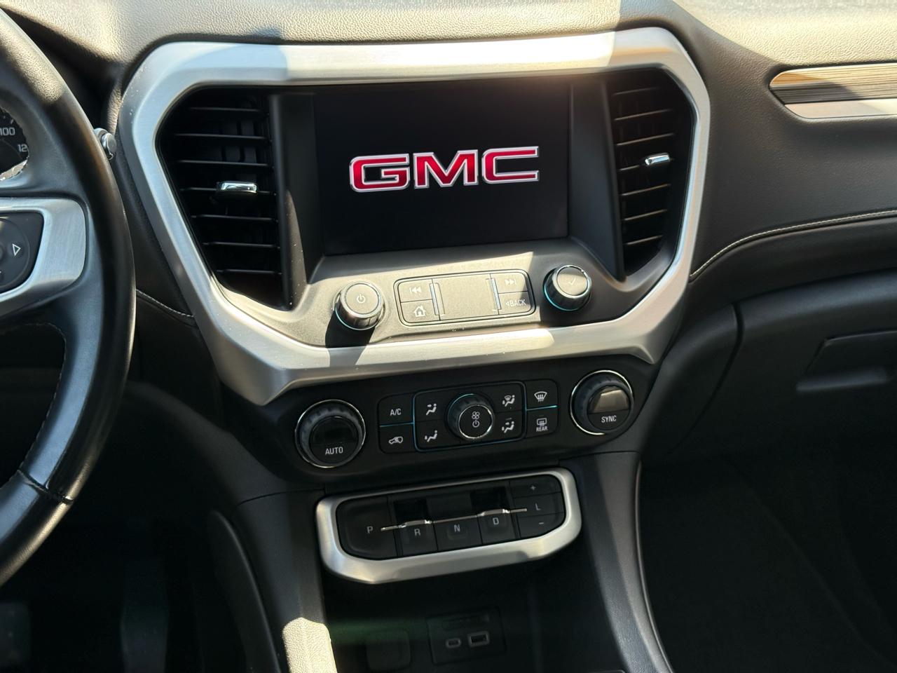 GMC Acadia SLT AWD 2023