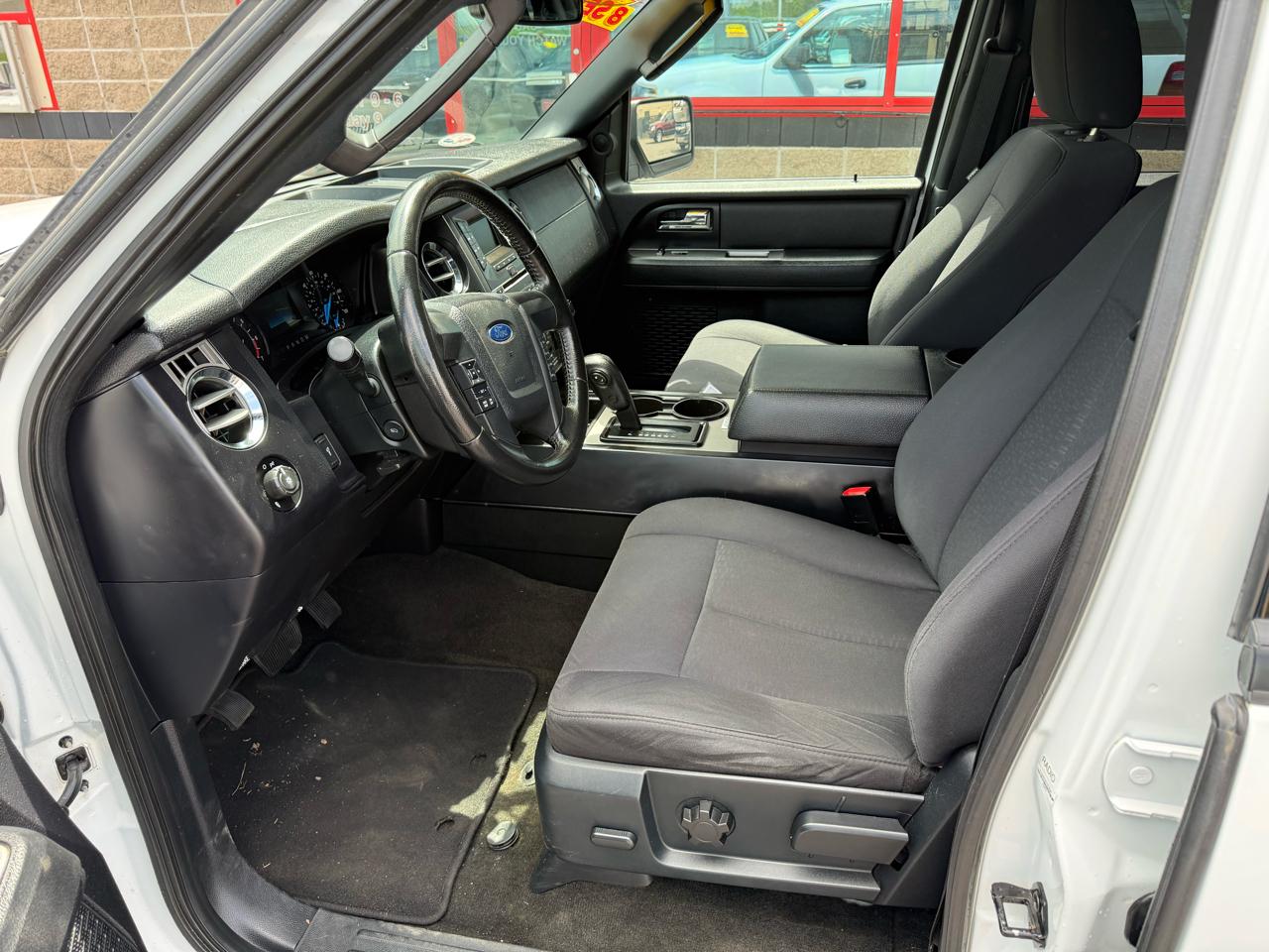 Ford Expedition EL XL 4WD 2016