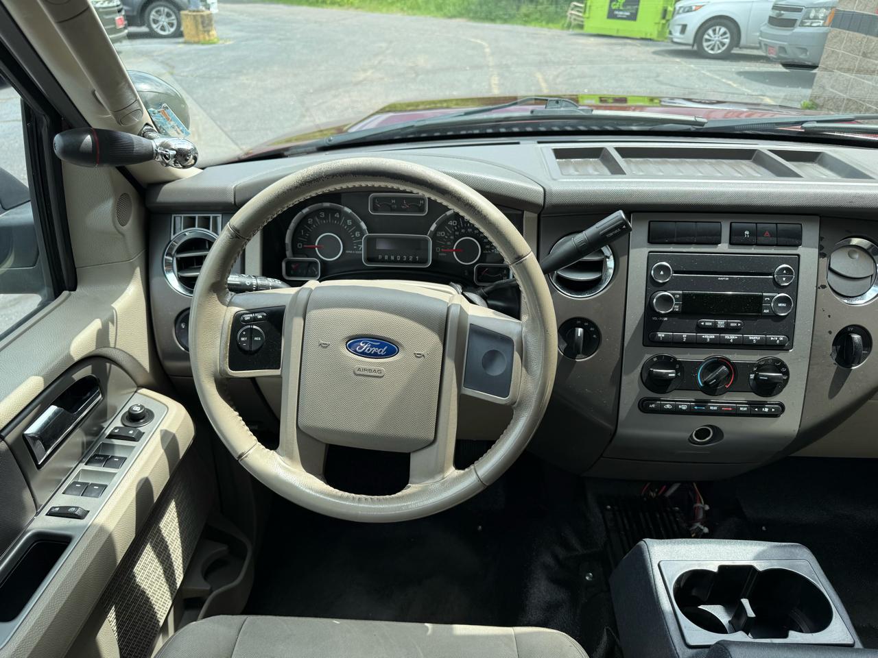 Ford Expedition XL 4WD 2010