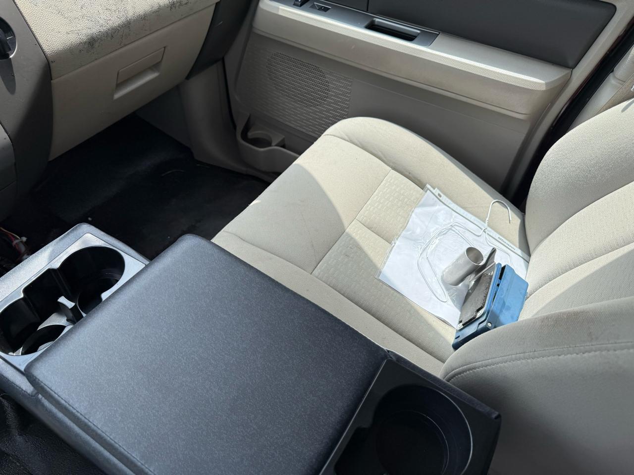 Ford Expedition XL 4WD 2010