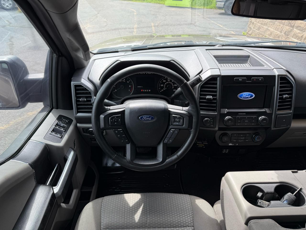 Ford F-150  2019