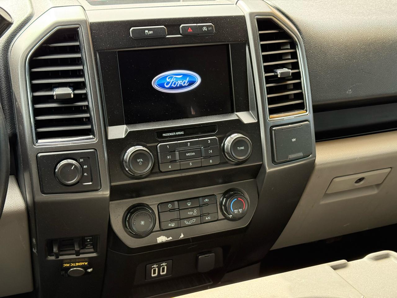Ford F-150  2019