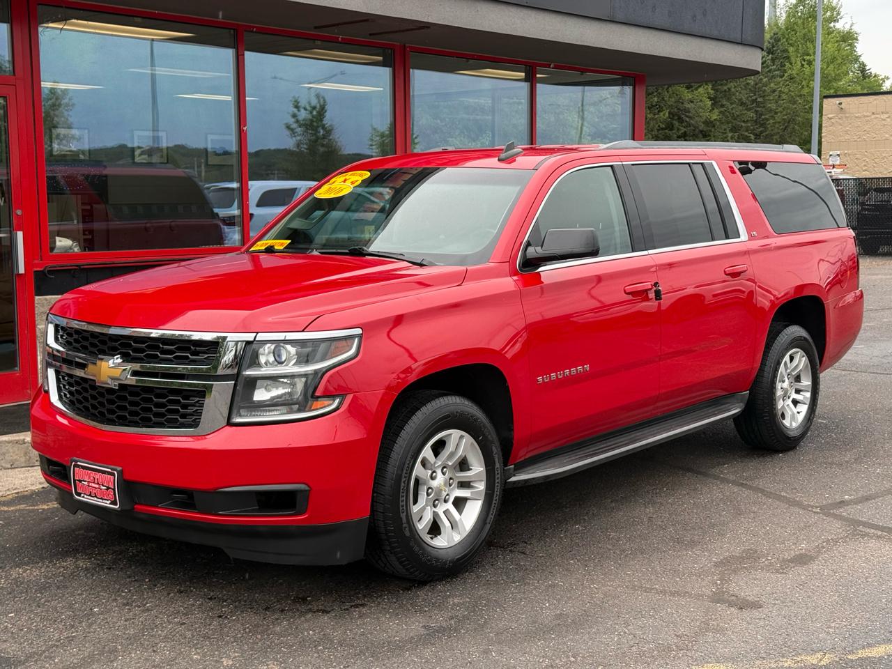 Chevrolet Suburban LS 4WD 2016