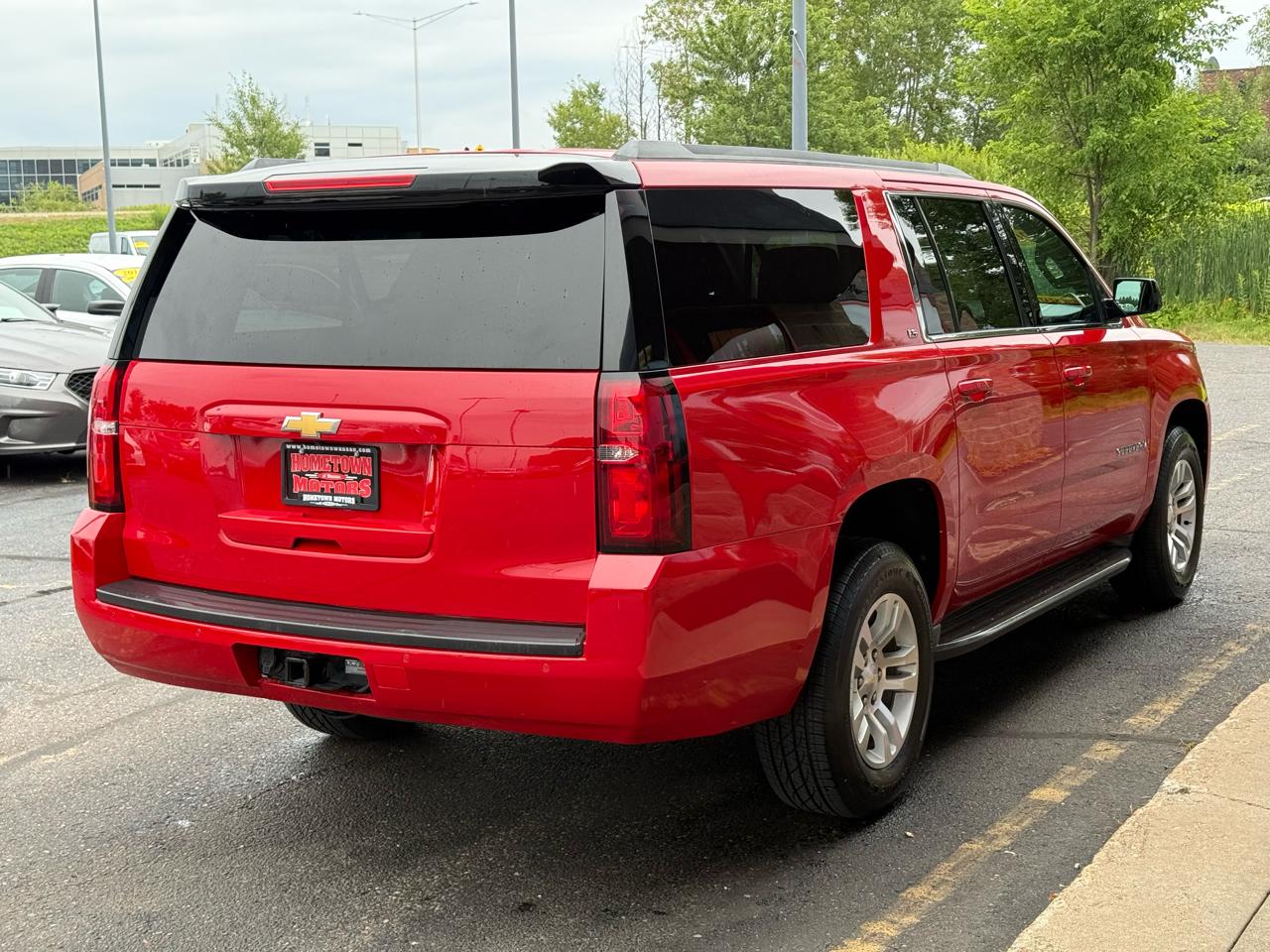 Chevrolet Suburban LS 4WD 2016