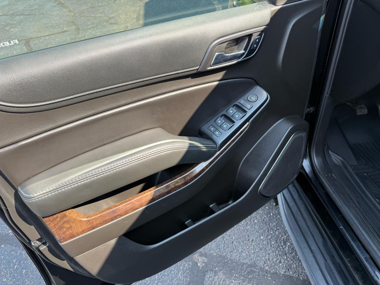 Chevrolet Suburban LS 4WD 2017