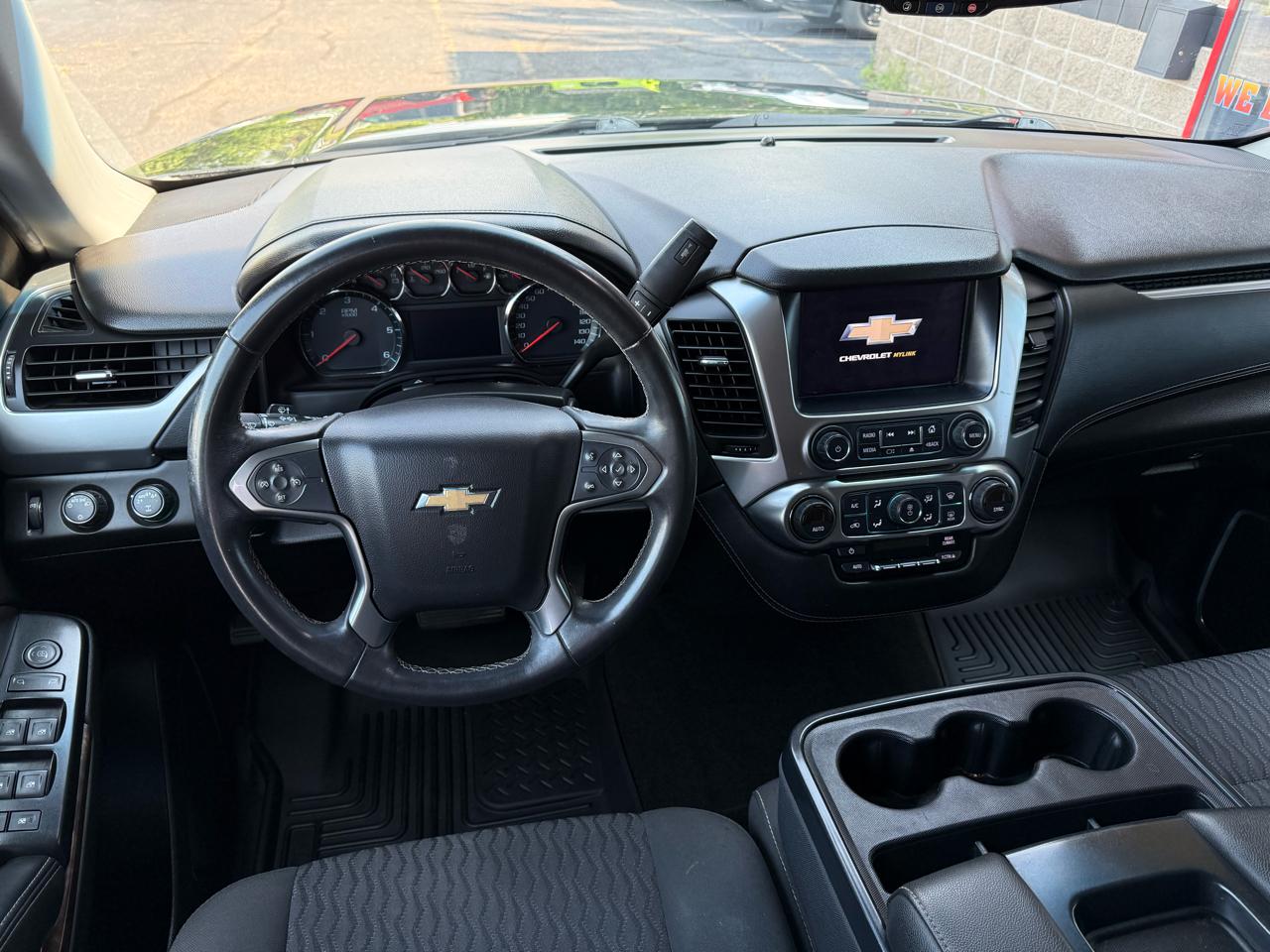 Chevrolet Suburban LS 4WD 2017