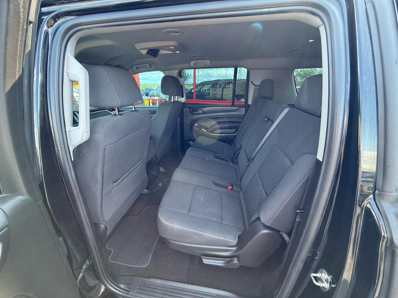 Chevrolet Suburban LS 4WD 2017