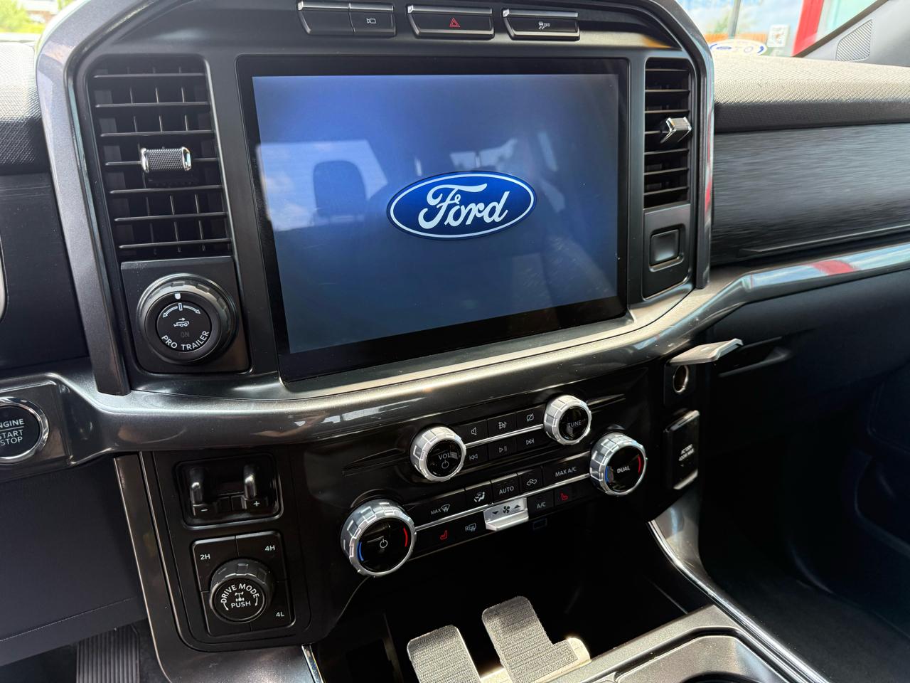 Ford F-150 XLT SuperCrew 5.5-ft. Bed 4WD 2022