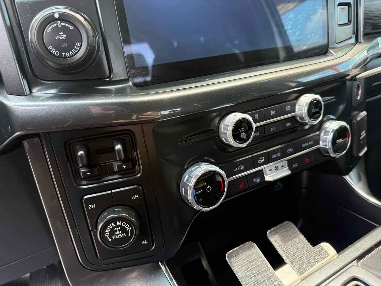 Ford F-150 XLT SuperCrew 5.5-ft. Bed 4WD 2022