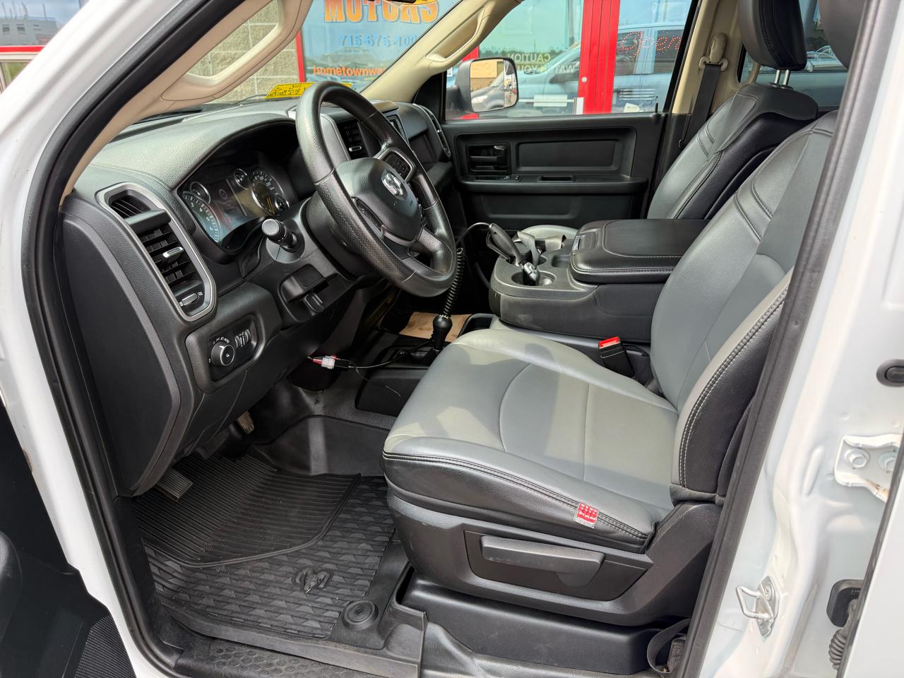 RAM 3500 Tradesman Crew Cab 4WD 2020