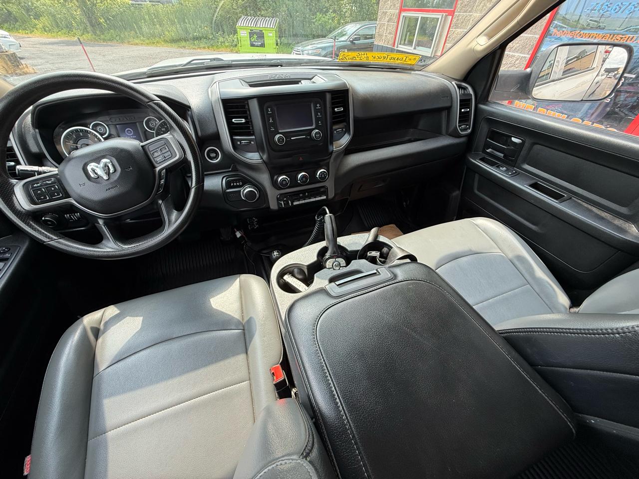 RAM 3500 Tradesman Crew Cab 4WD 2020