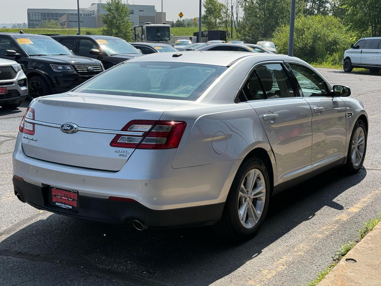 Ford Taurus SEL AWD 2015