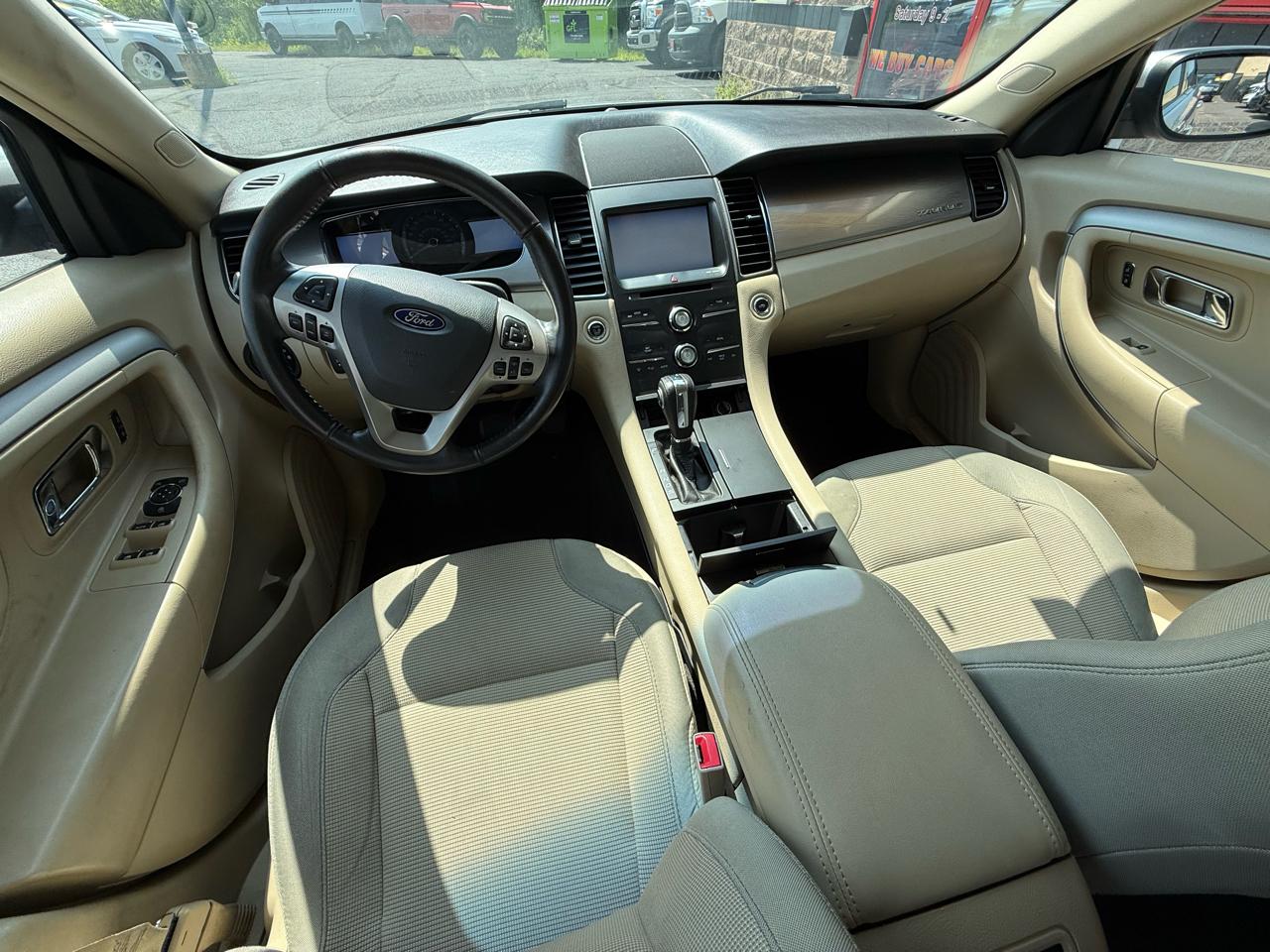 Ford Taurus SEL AWD 2015