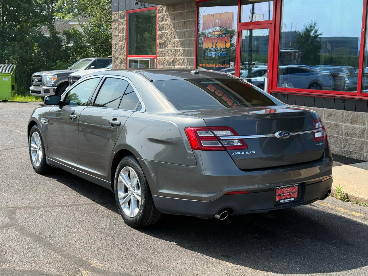 Ford Taurus SE FWD 2016
