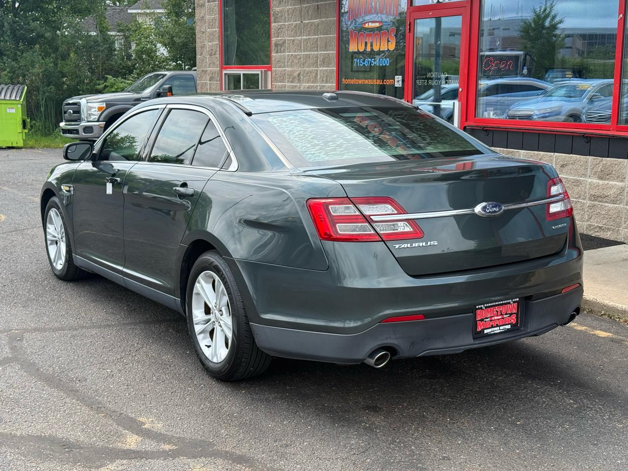 Ford Taurus SE FWD 2016
