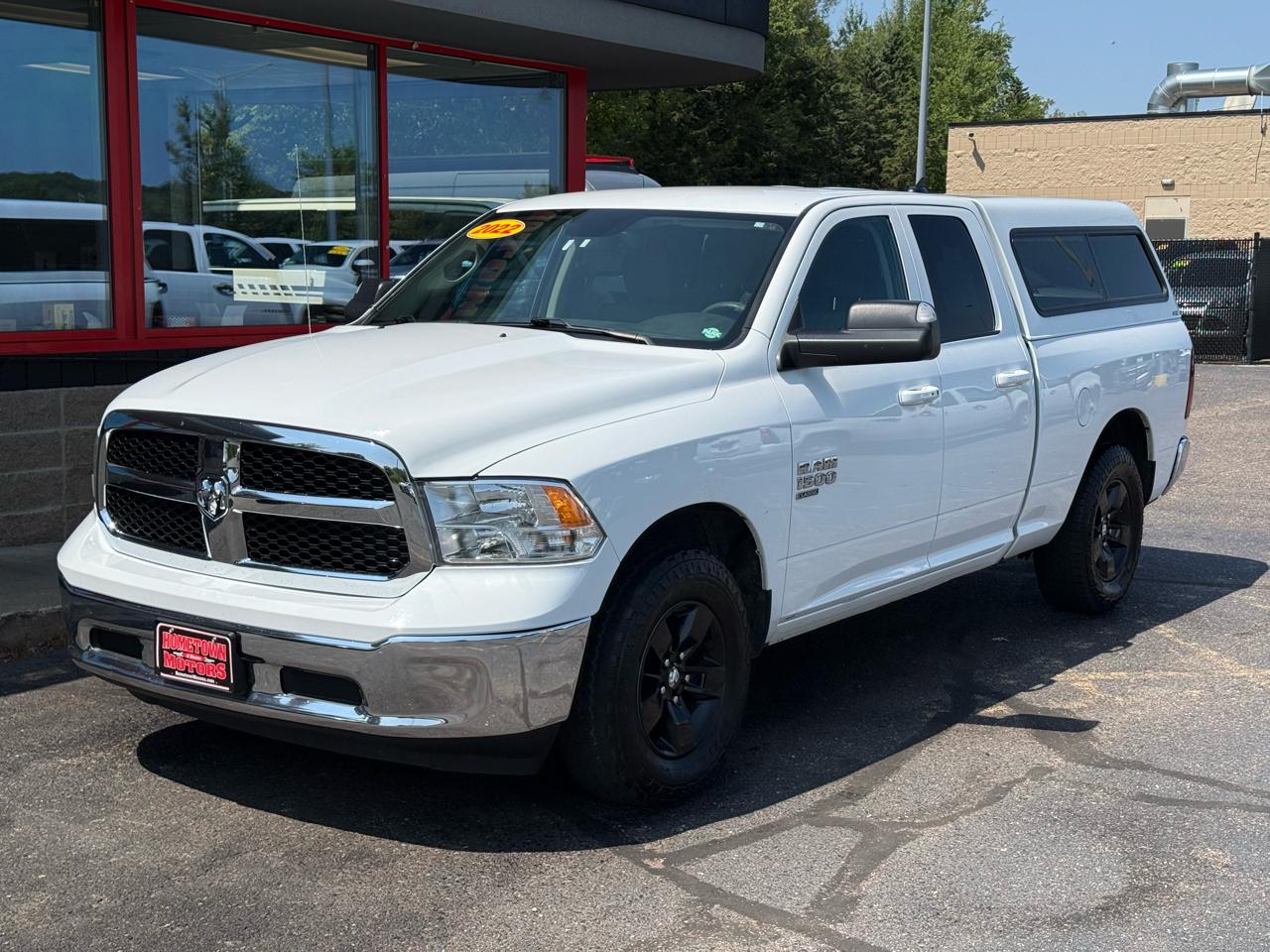RAM 1500 SLT Quad Cab 4WD 2022