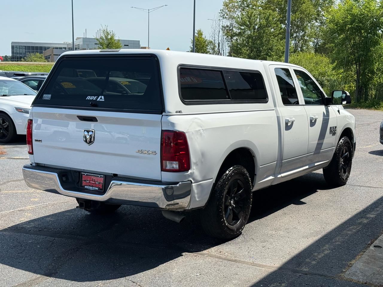 RAM 1500 SLT Quad Cab 4WD 2022