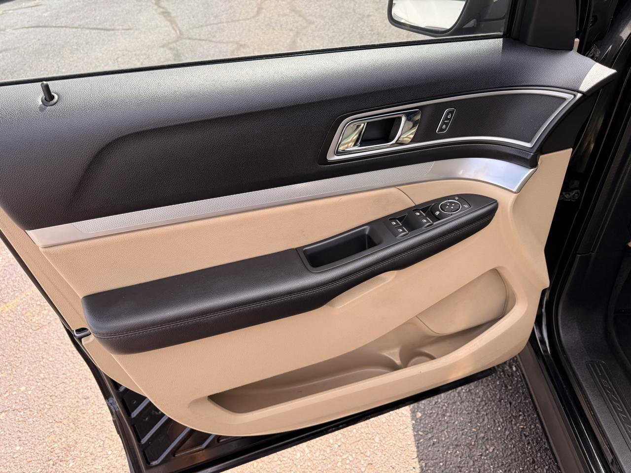 Ford Explorer XLT 4WD 2016