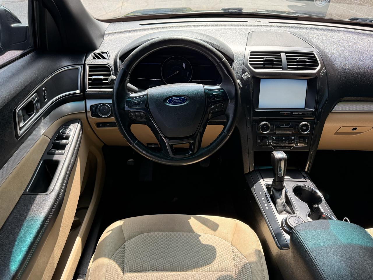 Ford Explorer XLT 4WD 2016