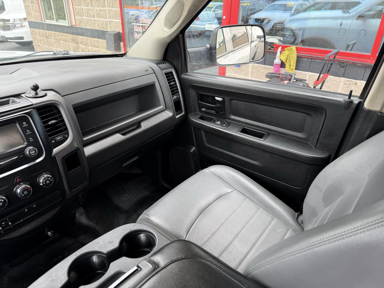 RAM 3500 Tradesman Crew Cab 4WD 2018