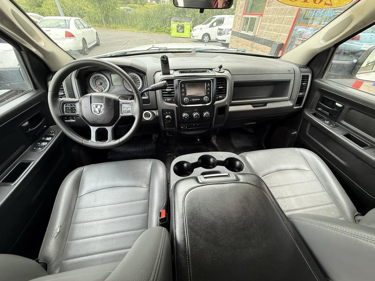RAM 3500 Tradesman Crew Cab 4WD 2018