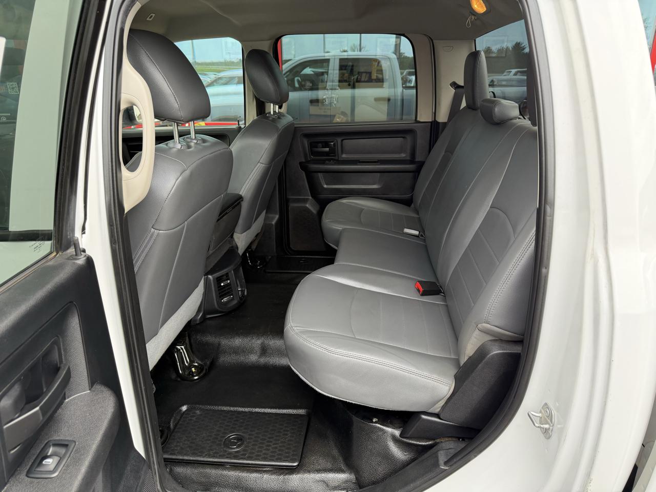 RAM 3500 Tradesman Crew Cab 4WD 2018