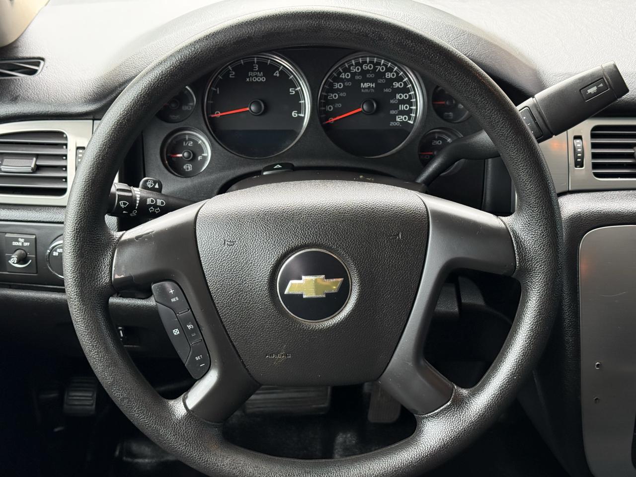 Chevrolet Suburban FL 1500 4WD 2014