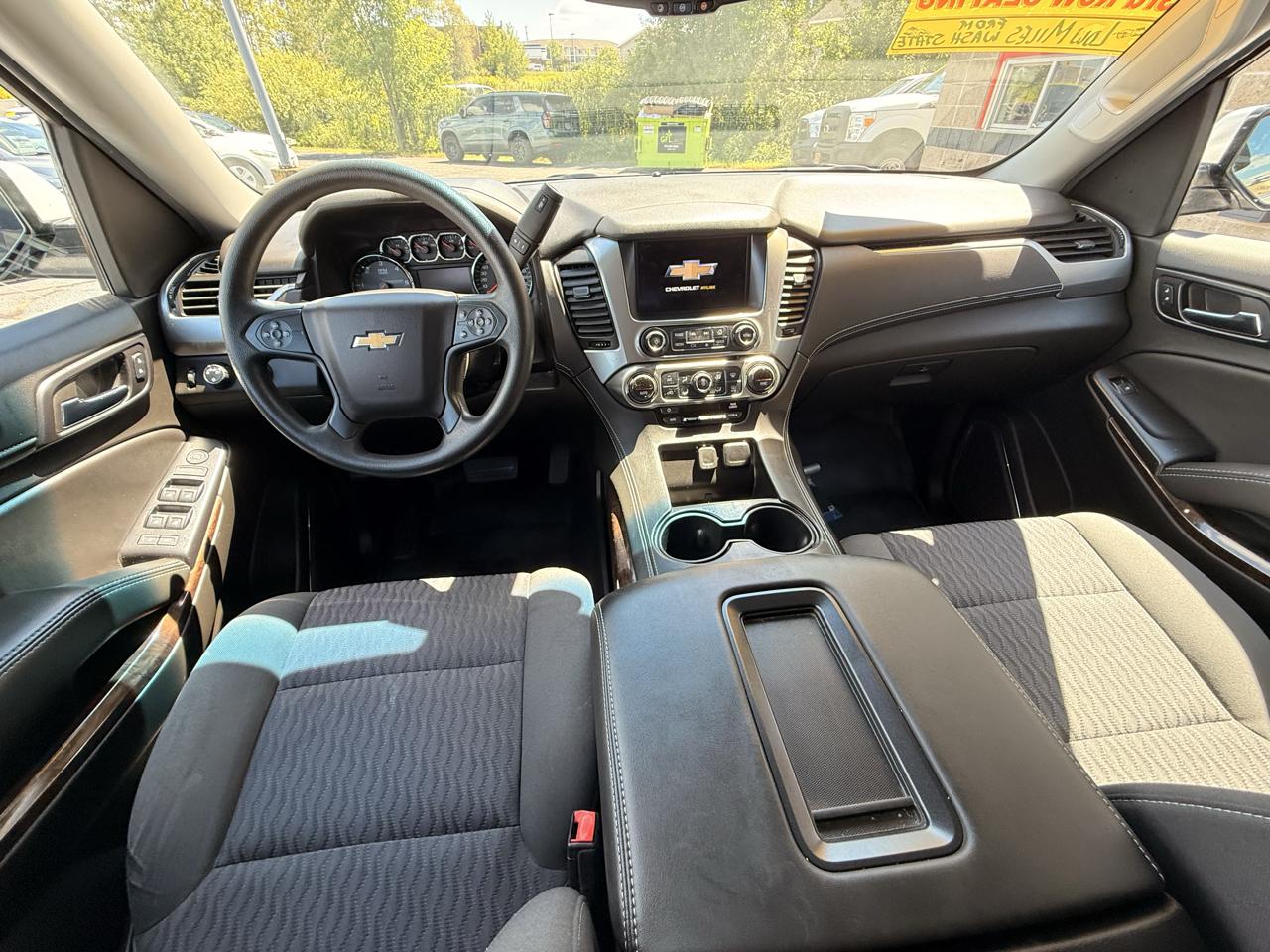 Chevrolet Suburban FL 1500 4WD 2018
