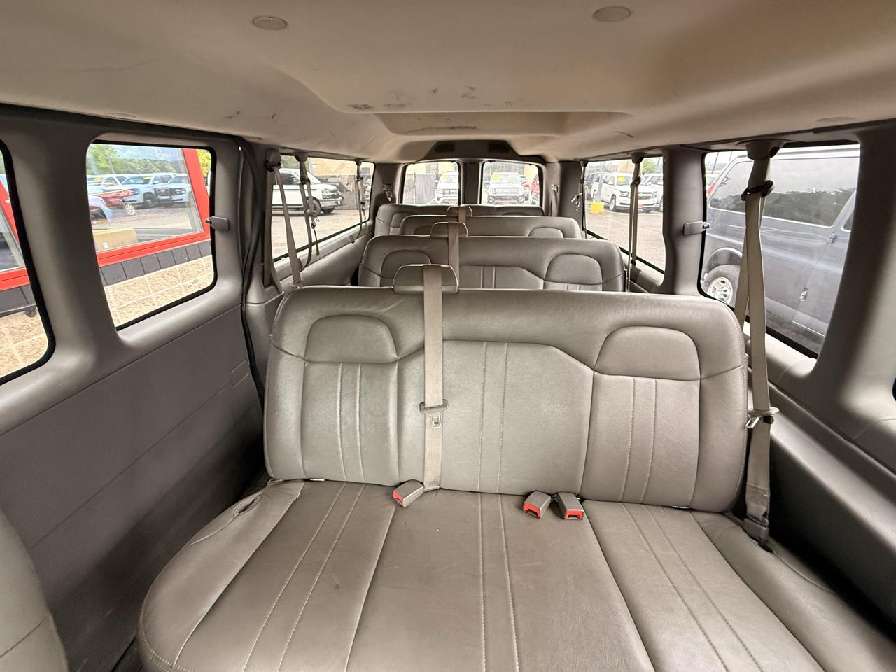 Chevrolet Express LS 3500 Extended 2017