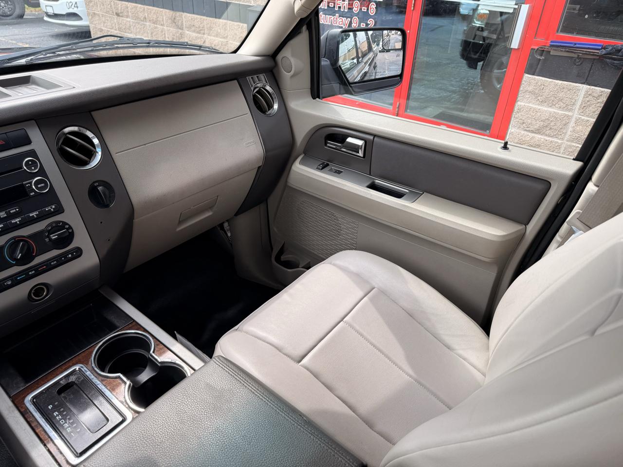 Ford Expedition EL XL 4WD 2013