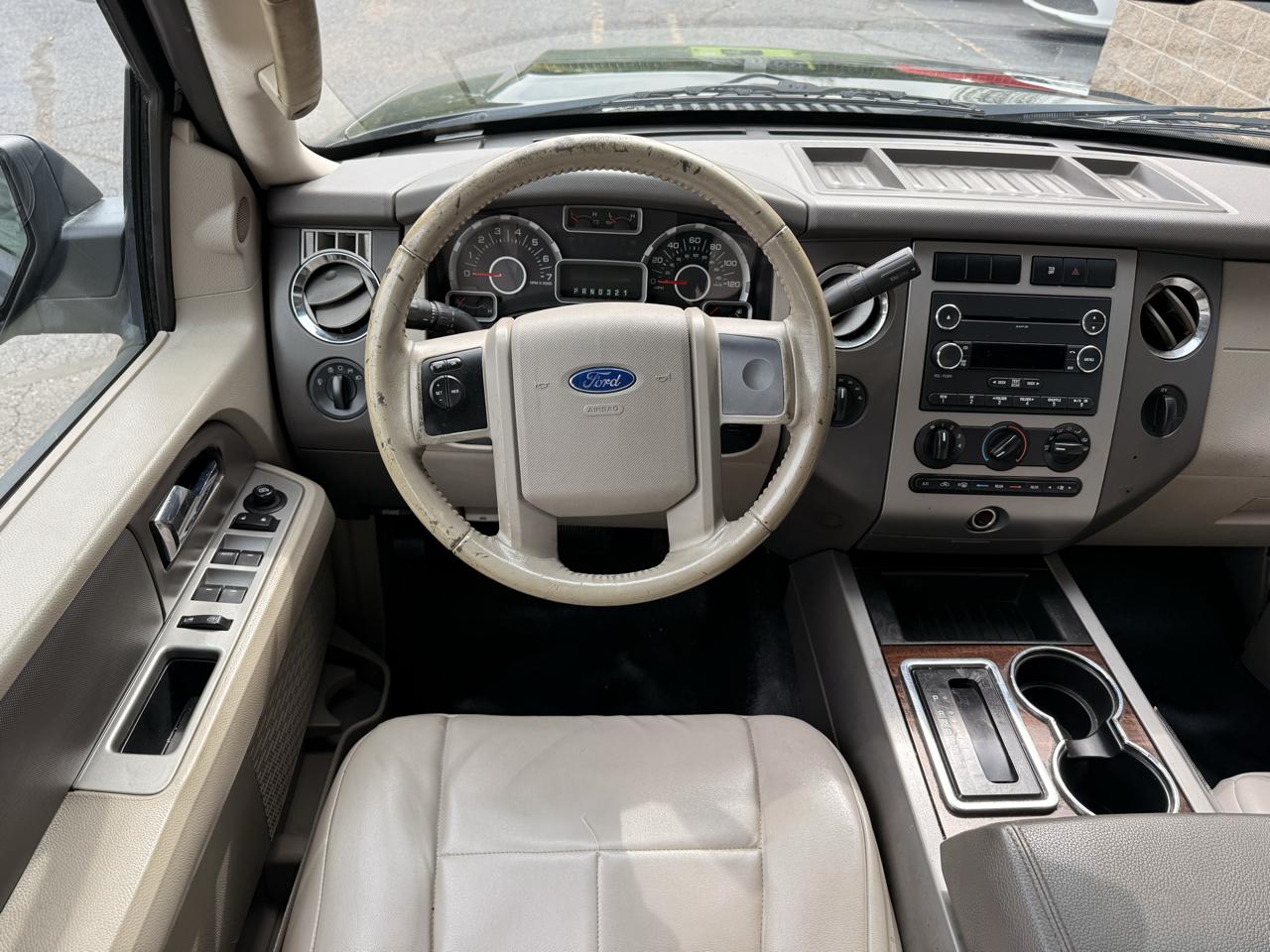Ford Expedition EL XL 4WD 2013