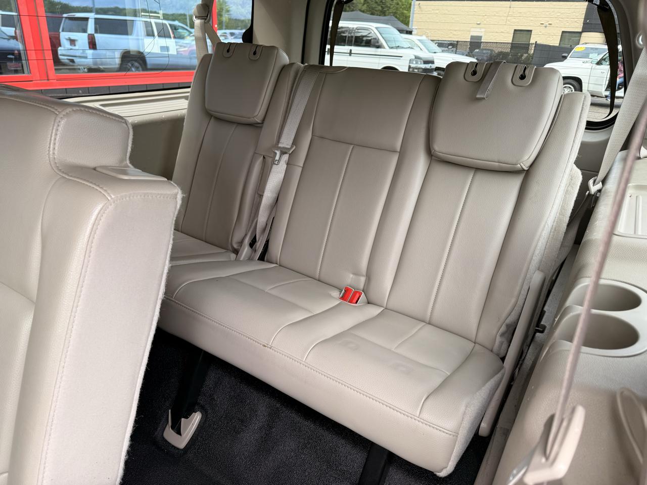 Ford Expedition EL XL 4WD 2013