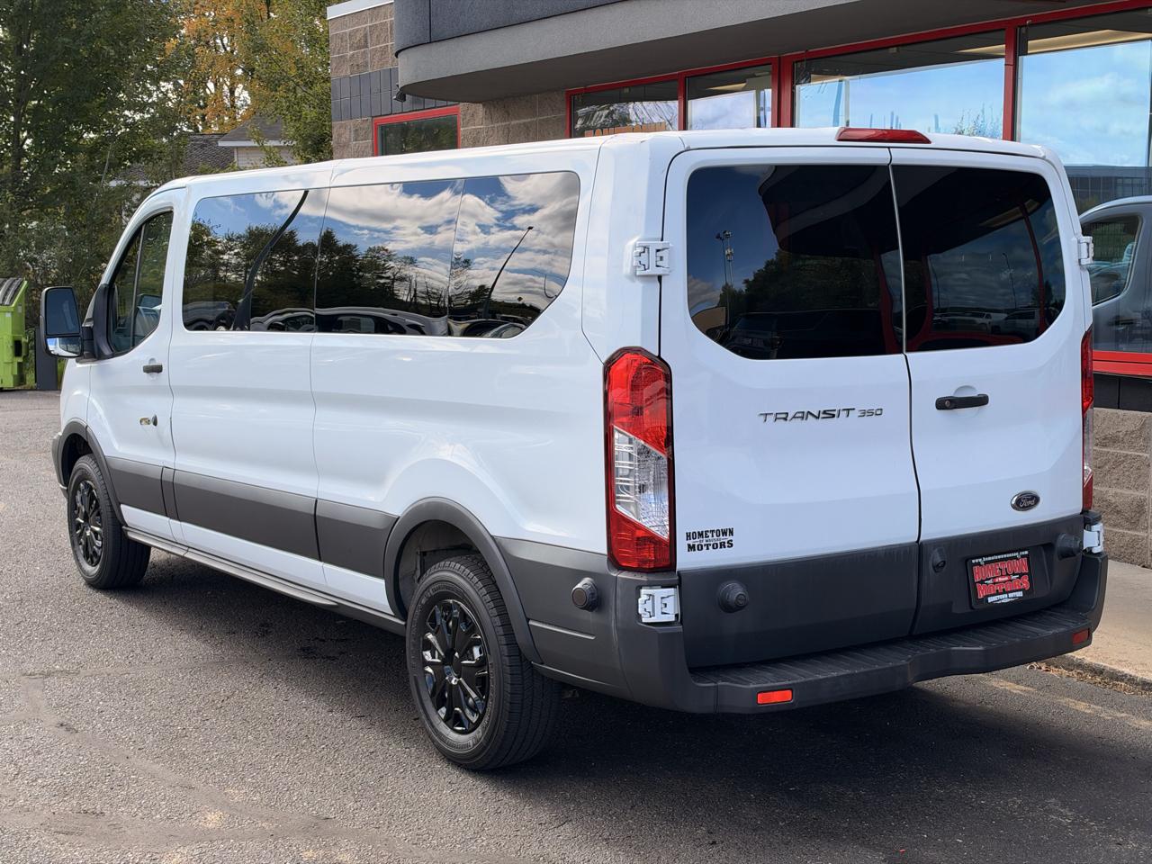 Ford Transit 350 Wagon Low Roof XLT 60/40 Pass. 148-in. WB 2018